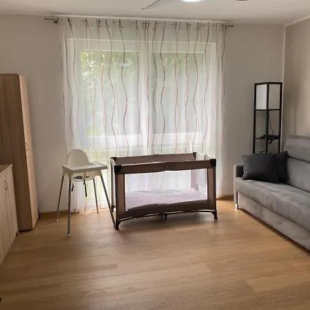 Helles Mit Terrasse *