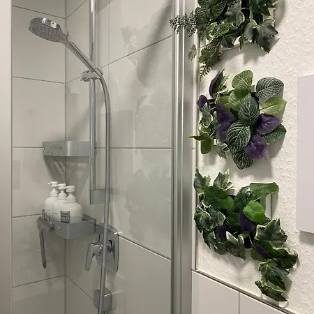 Daire Helles Mit Terrasse